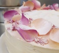 lemon and elderflower rose cake 14
