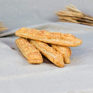 Giant Cheese Straw (5)