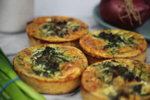 Spinach, Feta & Sun-Dried Tomato 4" Quiche (Pack of 2)