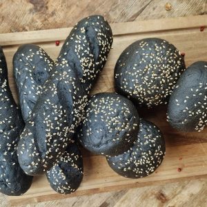 100g long Charcoal Brioche